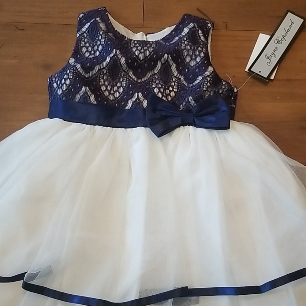 Crochet  and chiffon  sleeveless dress